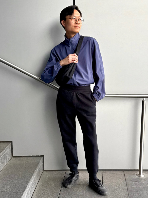 UNIQLO 新品未使用 メンズXL スーツ UNIQLO メンズスーツ セットアップ 歯がゆい