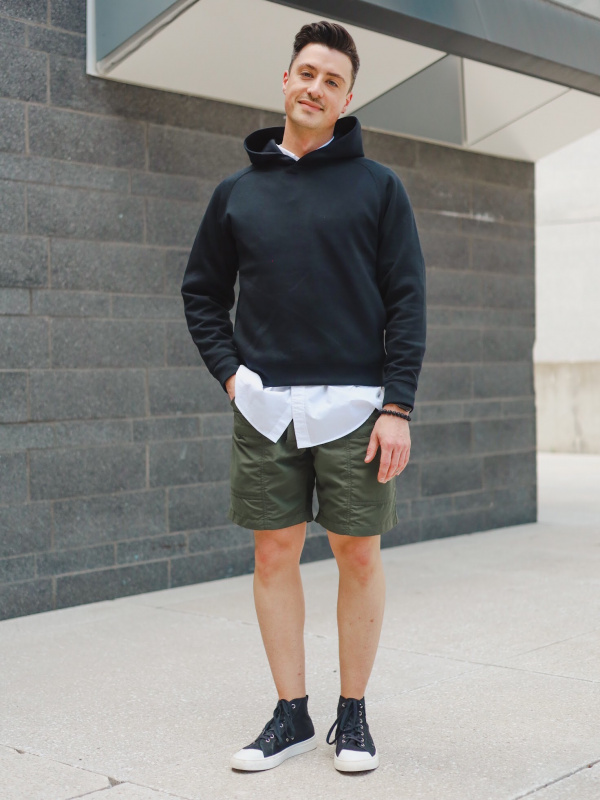 UNIQLO on X: Casual meets the outdoors 🩳 Style up these high-performance  Nylon Utility Geared Shorts for a practical day look for him or her:   #Unisex #Genderless #UniqloUSA #LifeWear   /