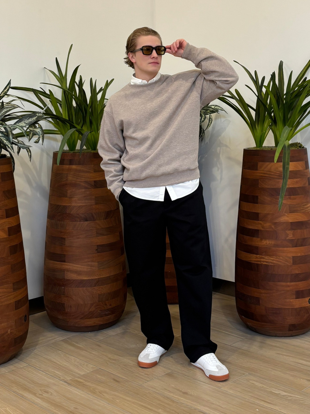 Check styling ideas for「Crew Neck T-Shirt、Single Collar Short