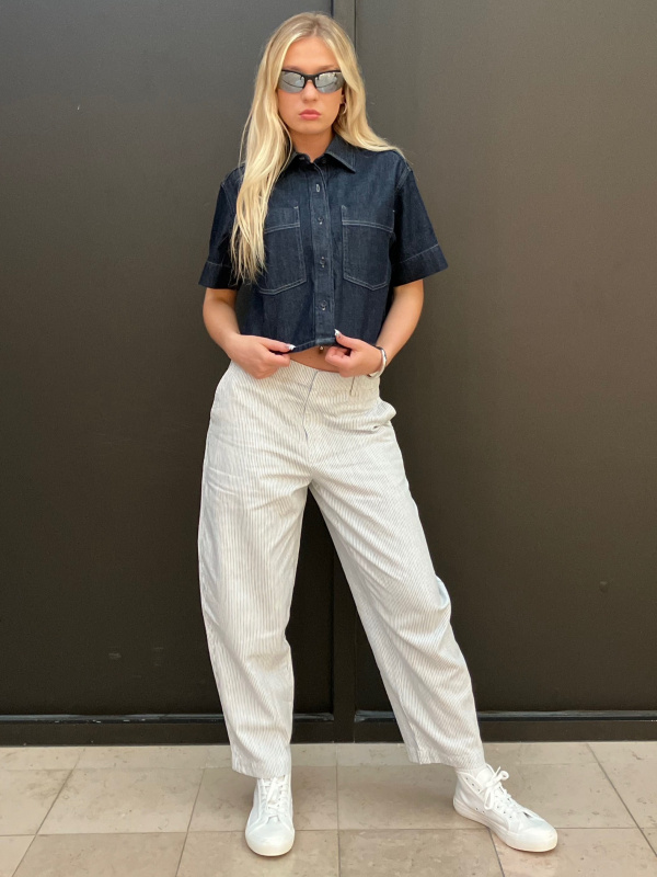 Seaページ Check styling ideas for「SHIRRING BOAT NECK T-SHIRT | SLEEVELESS