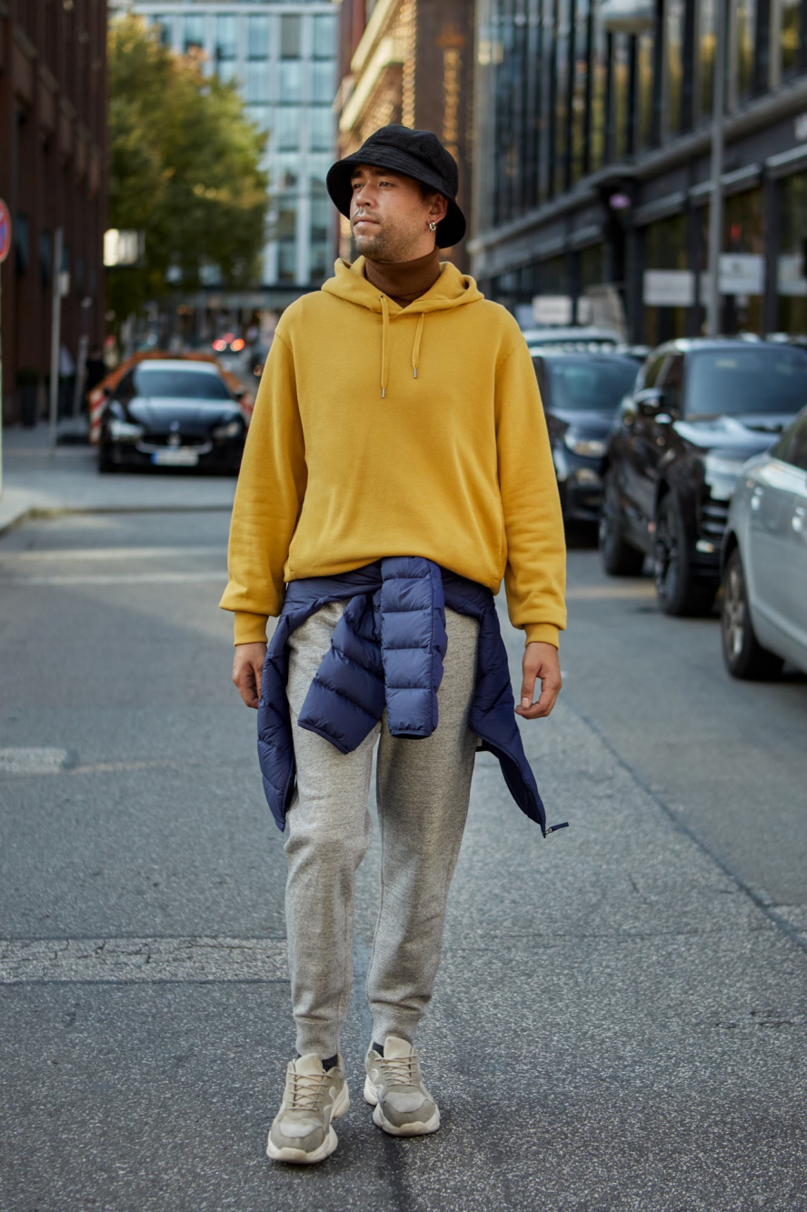 Yellow hoodie outfit store men