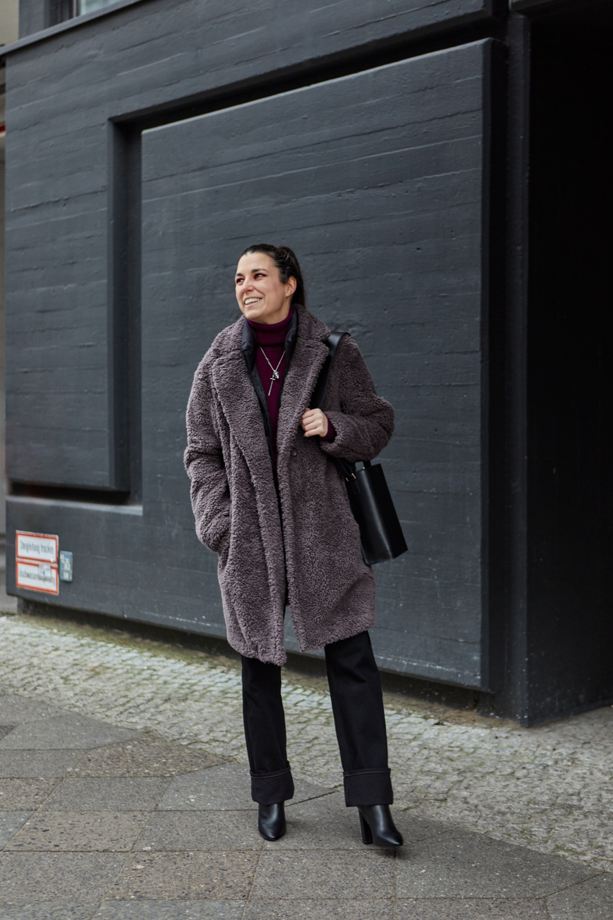 Check styling ideas for「Pile-Lined Fleece Tailored Coat」