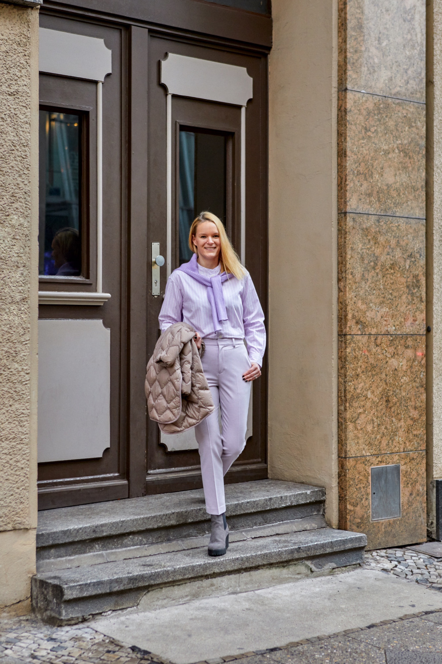 Short Puffer Jacket - Light beige - Ladies