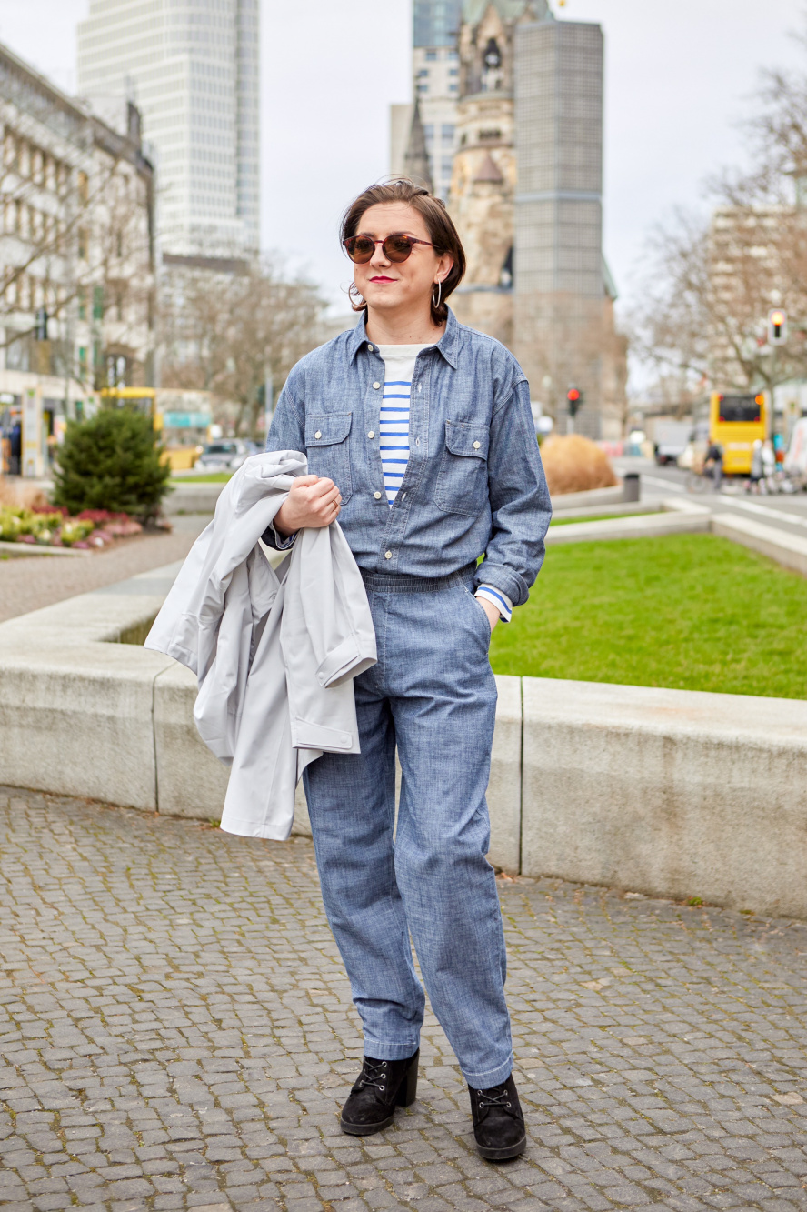 Check styling ideas for「Chambray Long-Sleeve Work Shirt、Chambray