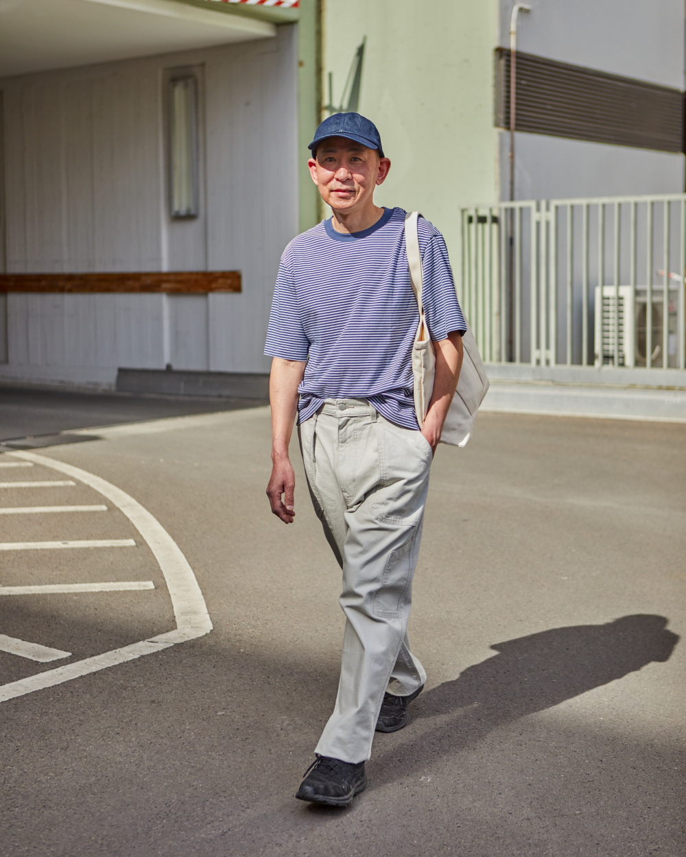 UNIQLO U WIDE FIT BAKER PANTS