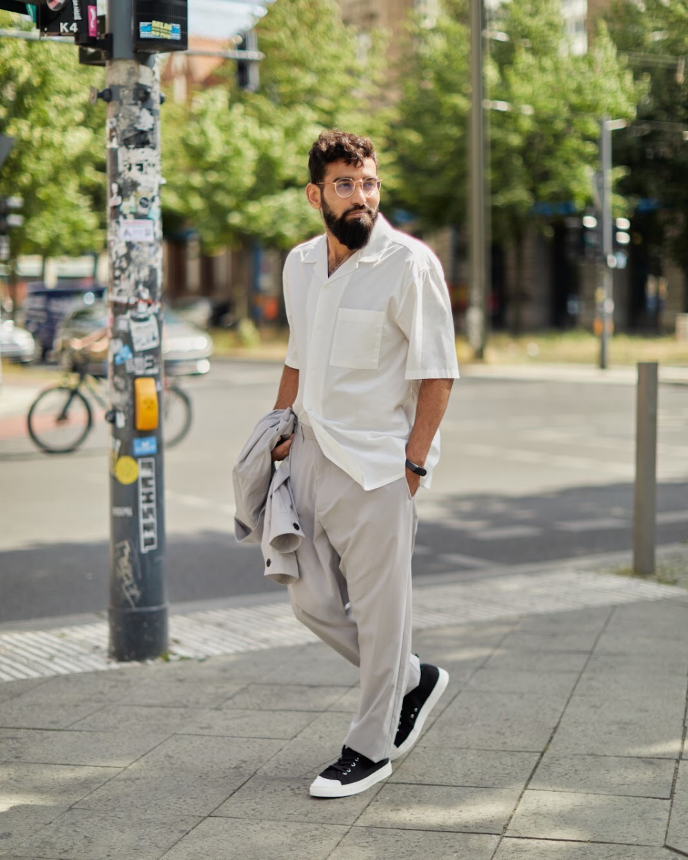 Check styling ideas for「UNIQLO X THEORY AirSense RELAXED PANTS