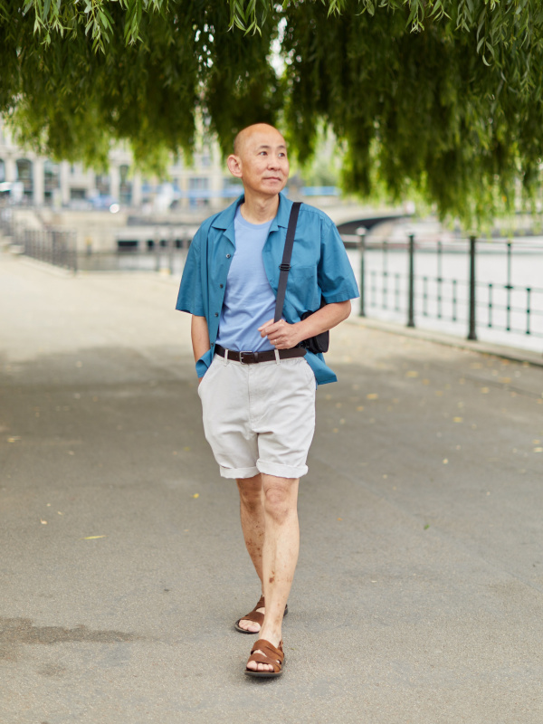 Cotton and Linen-Blend Cargo Shorts