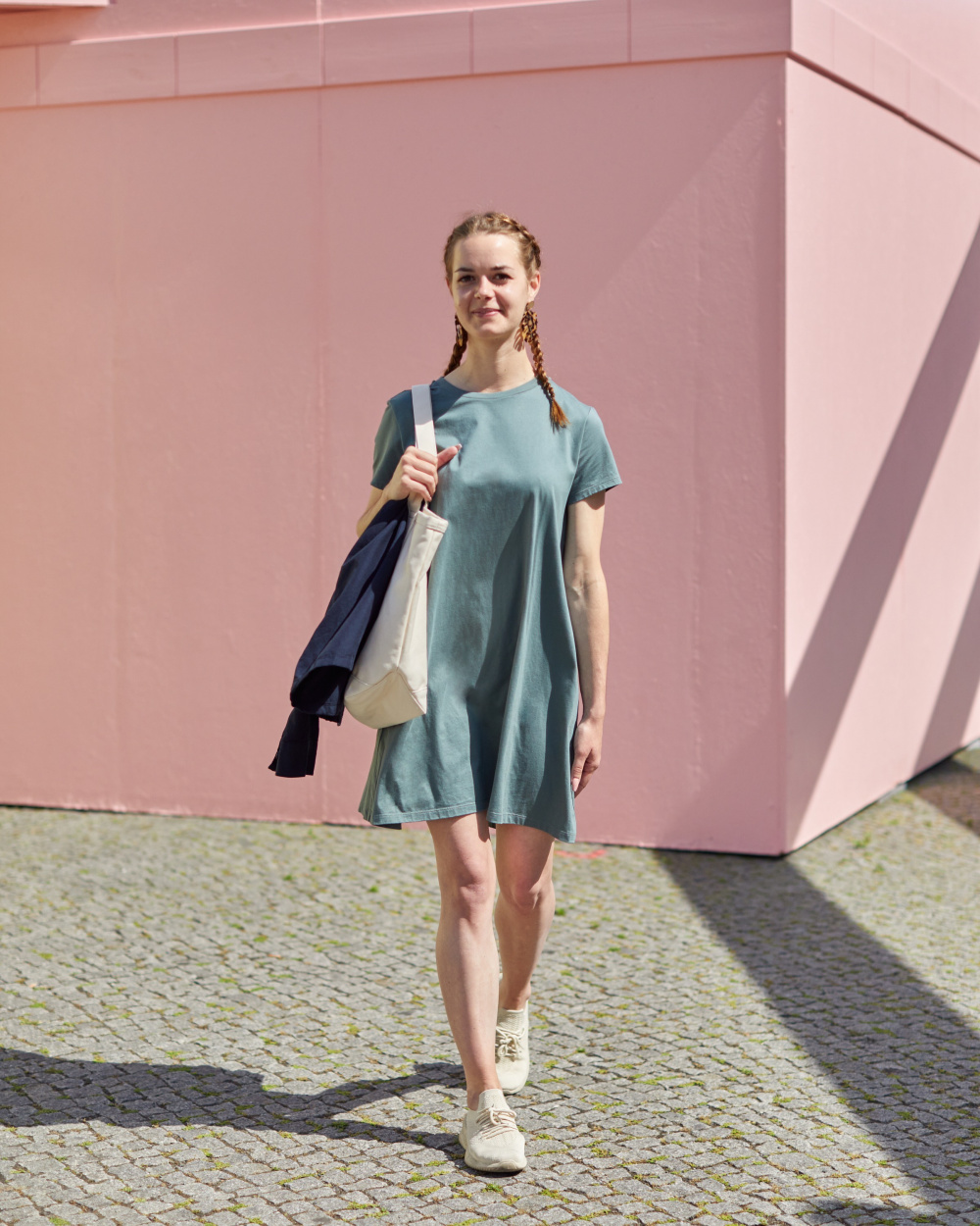 Uniqlo store mercerized dress