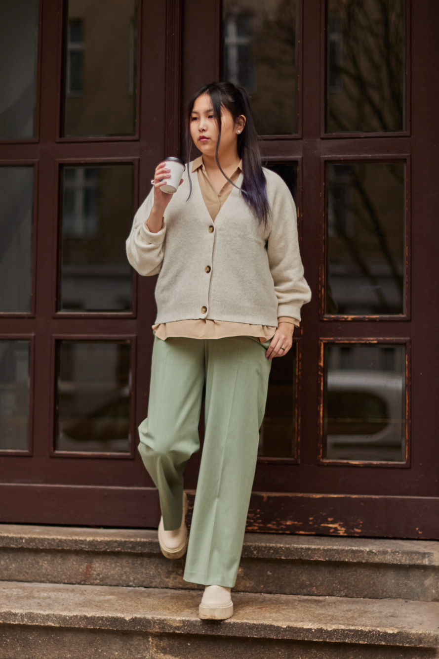 Check styling ideas for「SOUFFLE YARN LONG SLEEVE HIGH NECK SWEATER、PLEATED  WIDE PANTS」