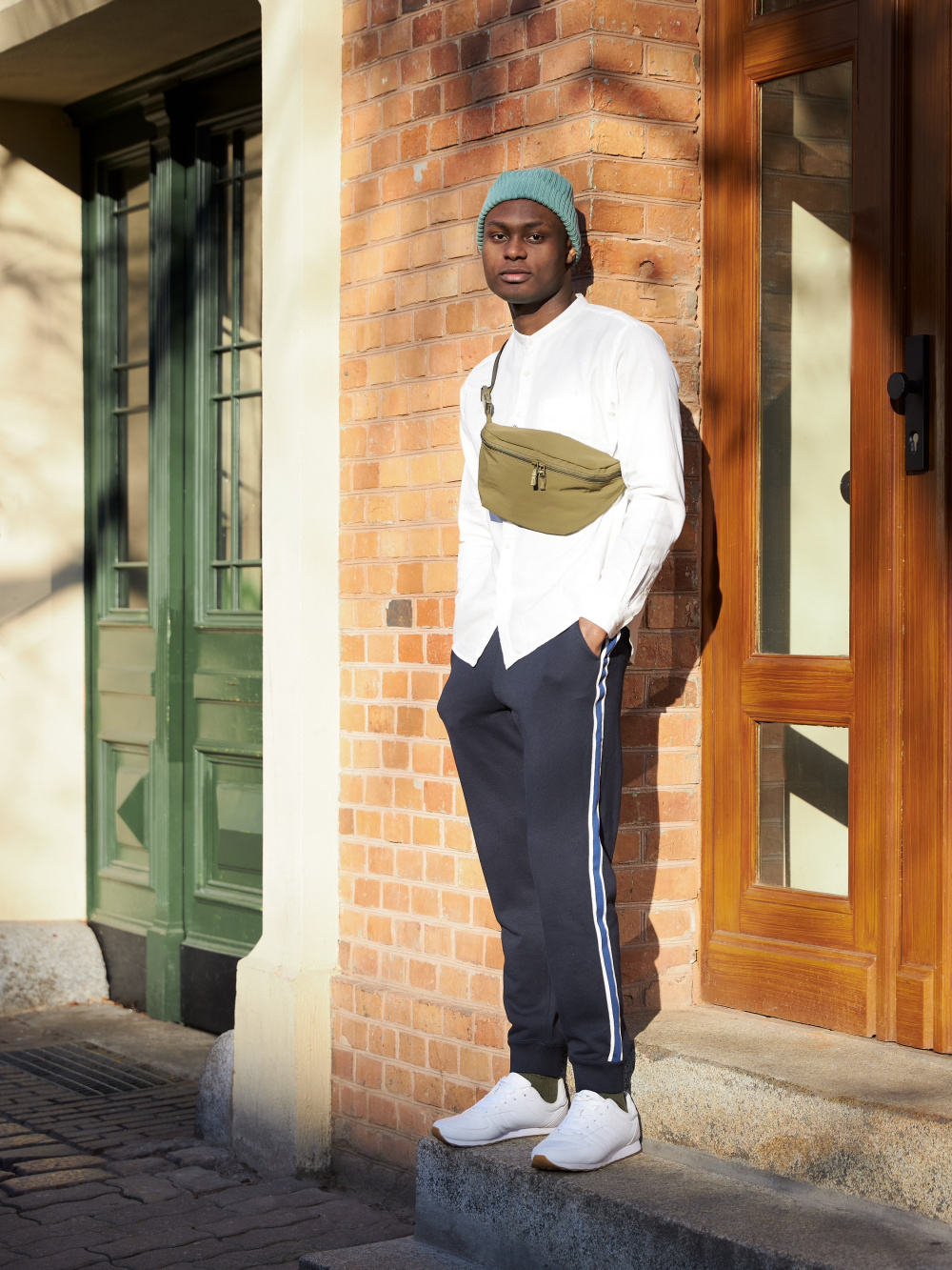 Check styling ideas for「Side-Stripe Sweatpants (2022 Edition)、Cotton Ribbed  Beanie」