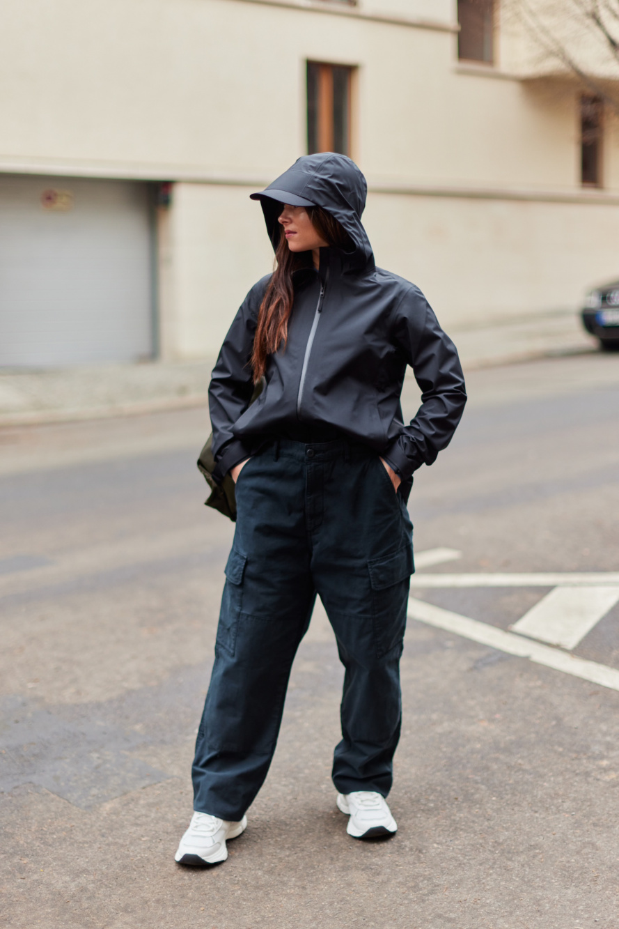 Check styling ideas for「BLOCKTECH Parka、Cargo Pants」