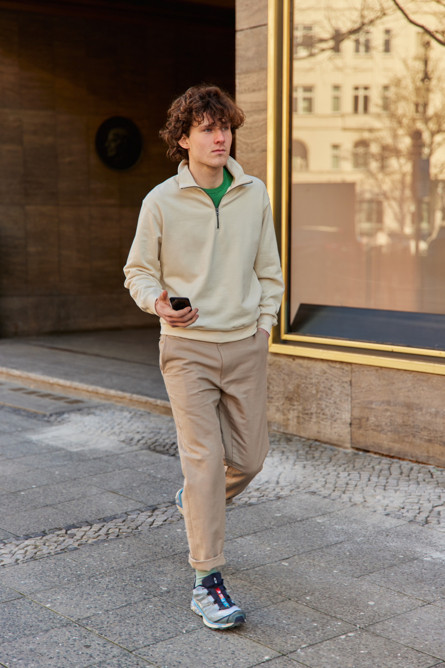 UNIQLO LINEN BLEND RELAXED PANTS