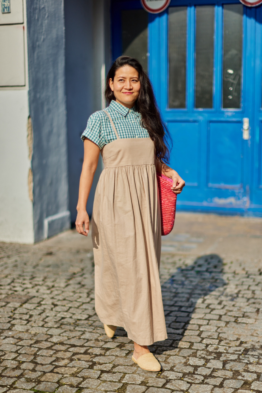 Check styling ideas for「LINEN BLEND GATHERED CAMISOLE DRESS