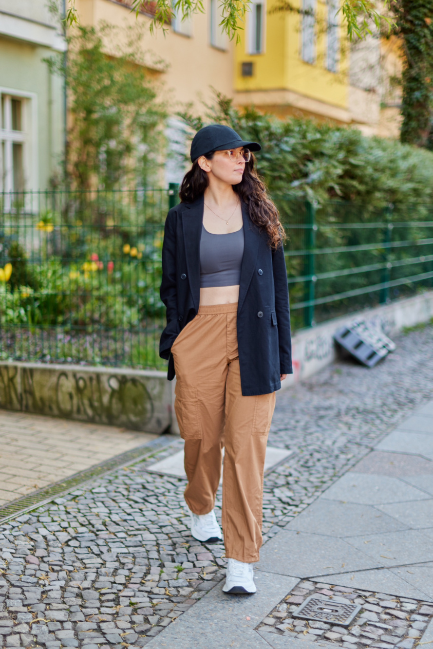 Check styling ideas for「Linen Blend Tucked Wide Pants、AIRism