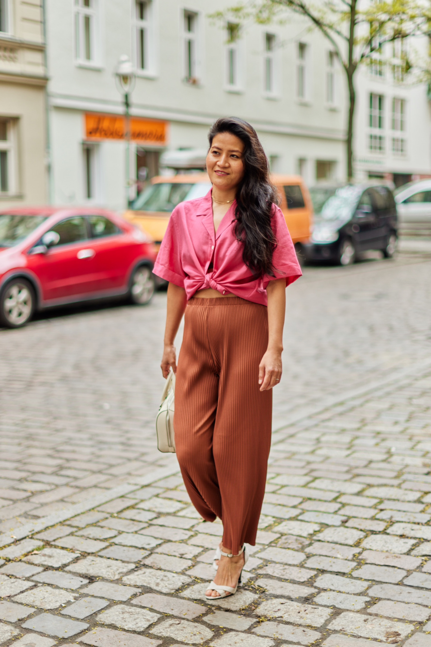 Check styling ideas for「LINEN BLEND OPEN COLLAR SHORT SLEEVE