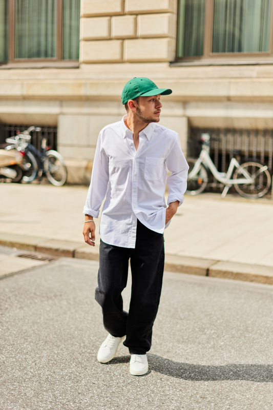 WHAT TO WEAR WITH BASEBALL CAPS OUTFIT IDEAS LOOK BOOK