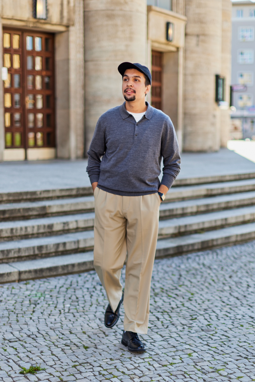 Few ideas on how to style the UNIQLO pleated wide pants #fyp #fashiont