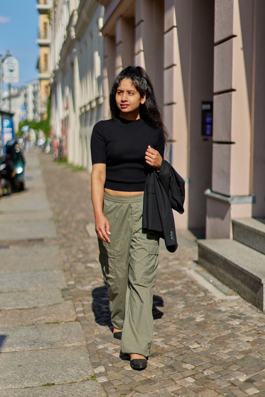 Check styling ideas for「EASY CARGO PANTS」