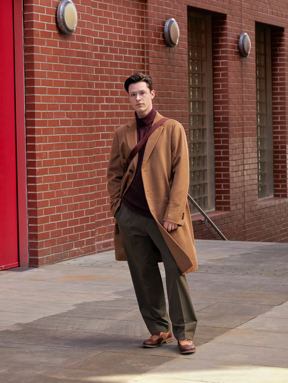 Check styling ideas for「Wool Cashmere Chesterfield Coat、Smart Ankle Pants  (Ultra Stretch)」