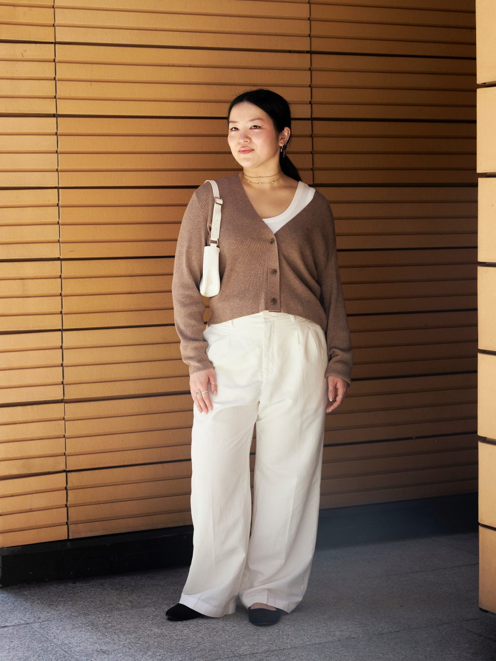 Check styling ideas for「Linen Blend Tucked Wide Pants、AIRism