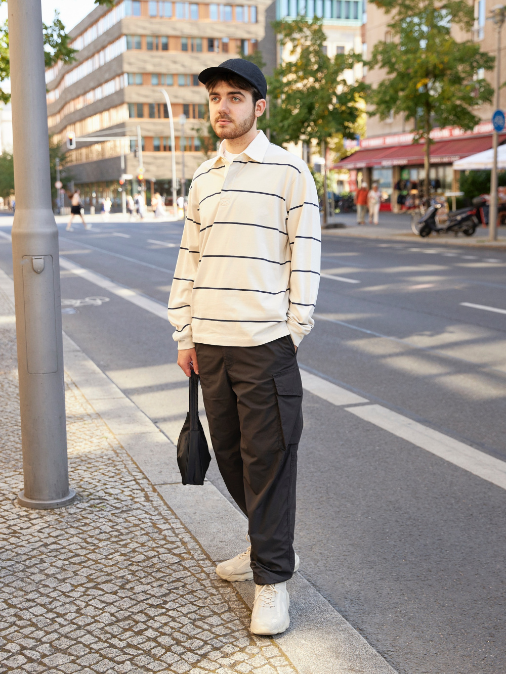 Check styling ideas for「AIRism COTTON OVERSIZED CREW NECK HALF