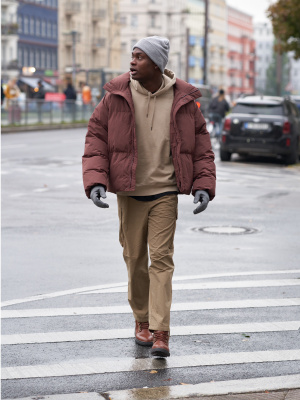 Uniqlo volume jacket sales