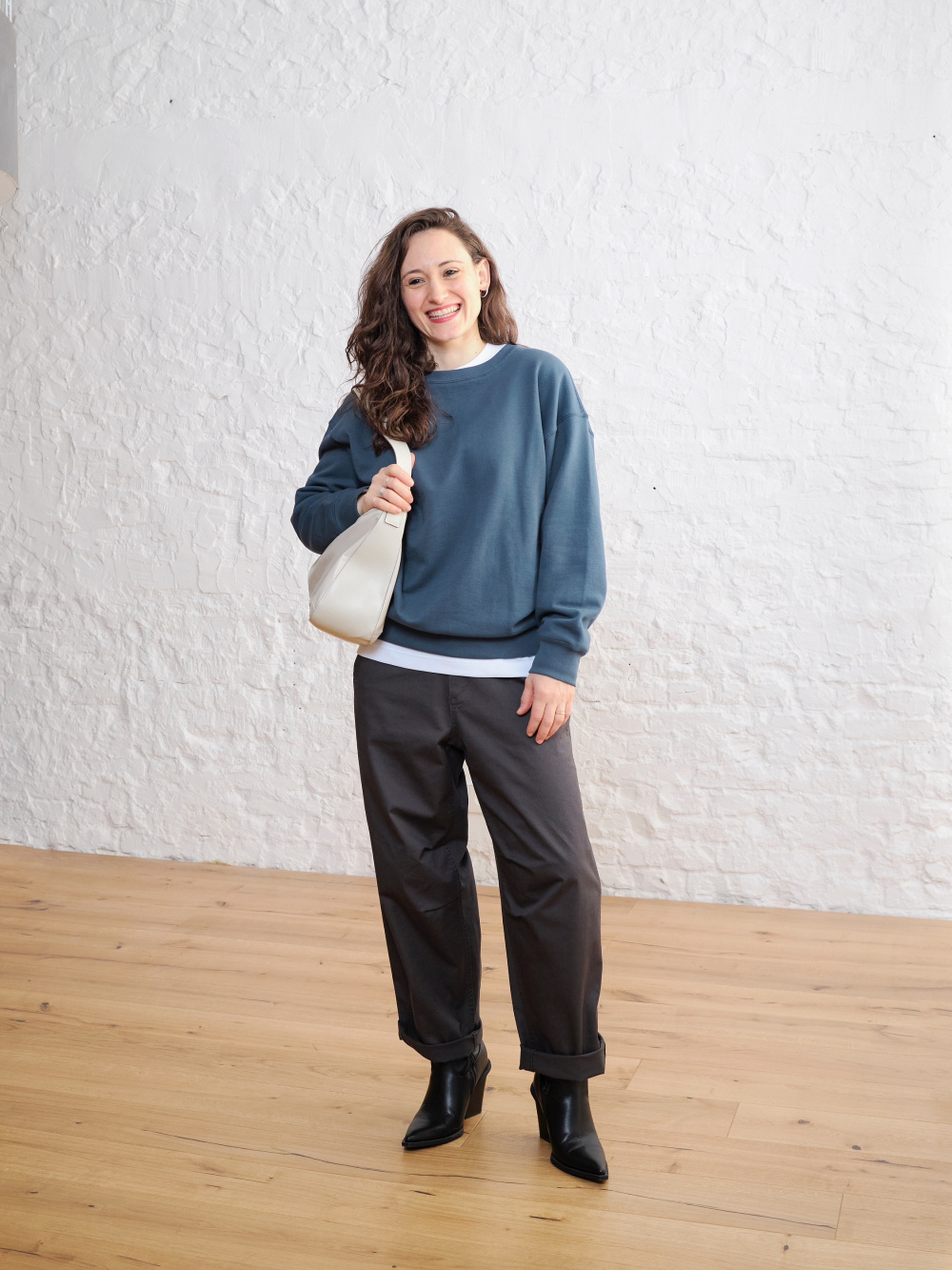 Check styling ideas for「Cotton Wide Pants」| UNIQLO US