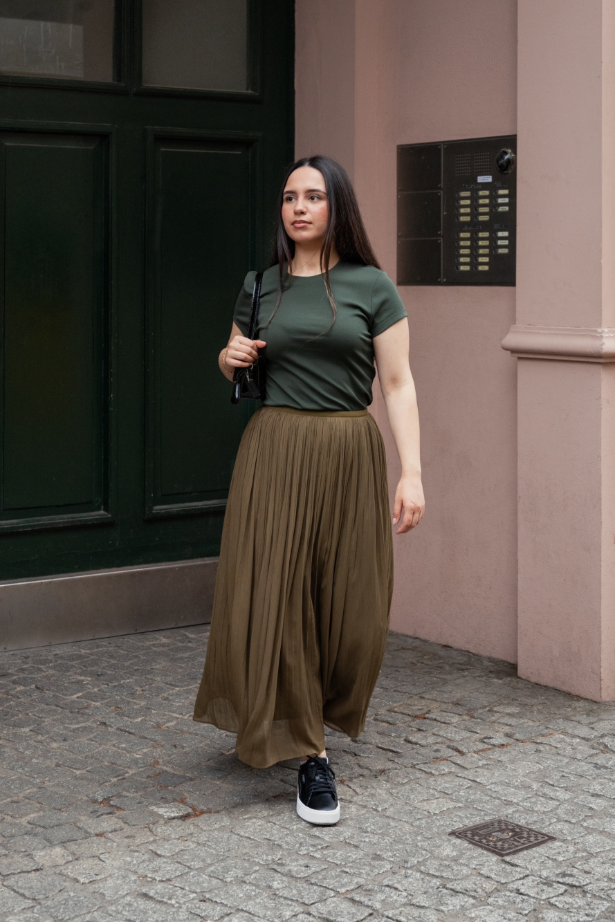 Check styling ideas for Chiffon Skirt Cotton Shirt UNIQLO US