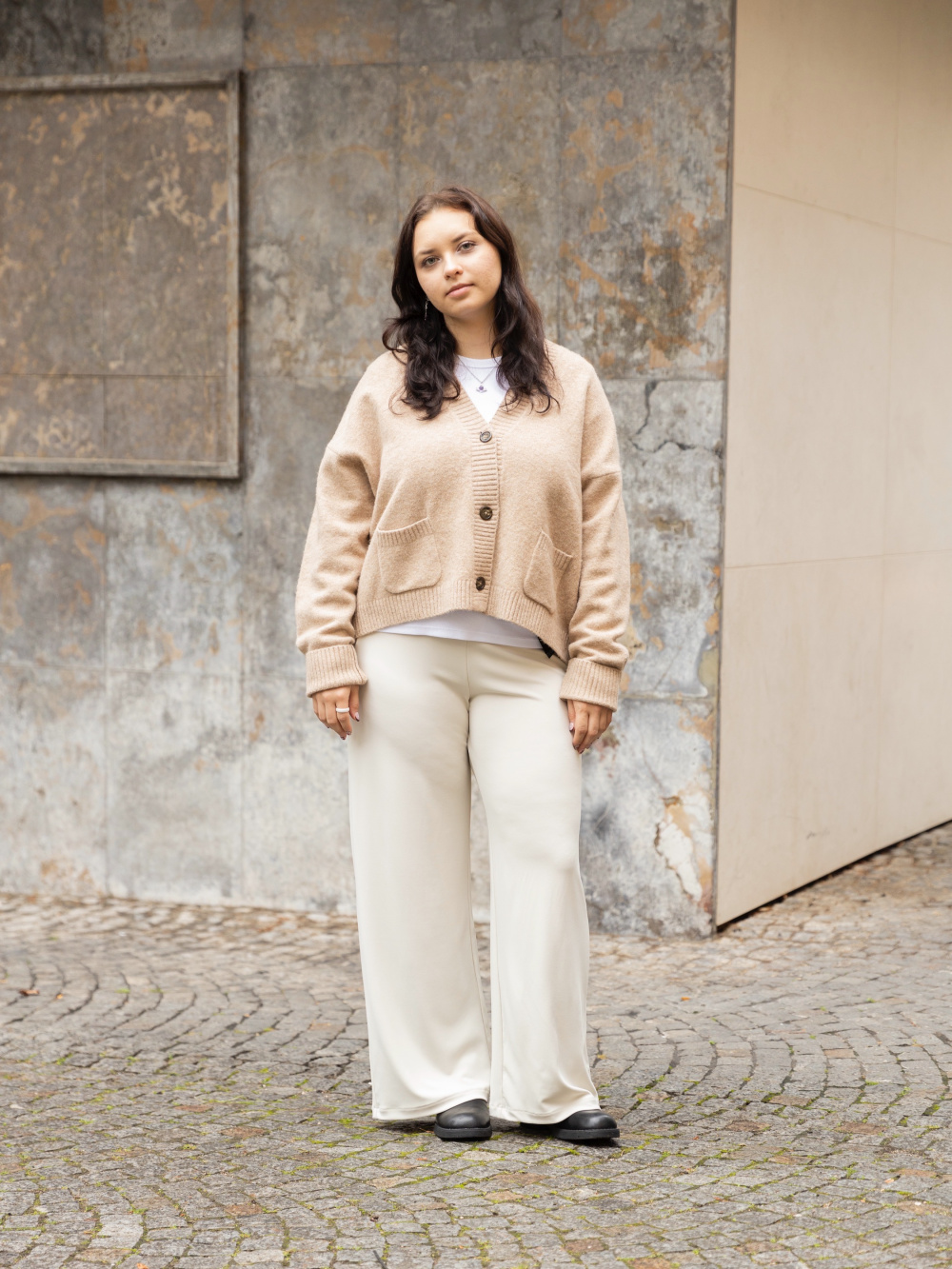 Topshop - Pantaloni oversize cargo a palloncino kaki con finiture a