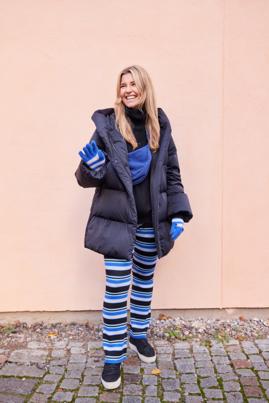 ユニクロ シームレスダウンショートコート WOMEN シームレスダウンショートコート | UNIQLO UNIFORM