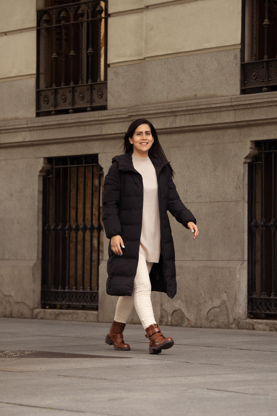 Uniqlo seamless store down long coat