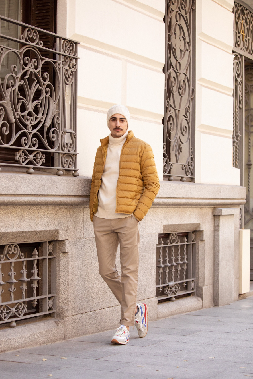 Yellow Sweatshirt with Corduroy Pants Outfits For Men (5 ideas