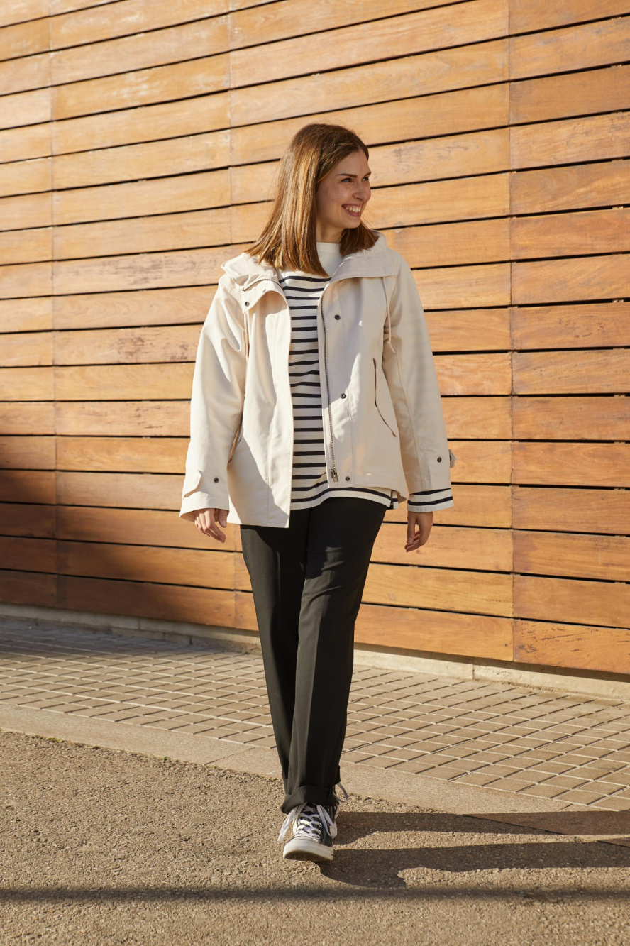 Check styling ideas for「Ultra Light Down Relaxed Coat」