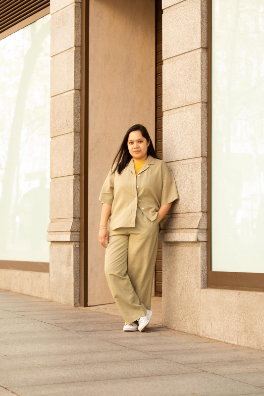uniqlo womens open collar shirt