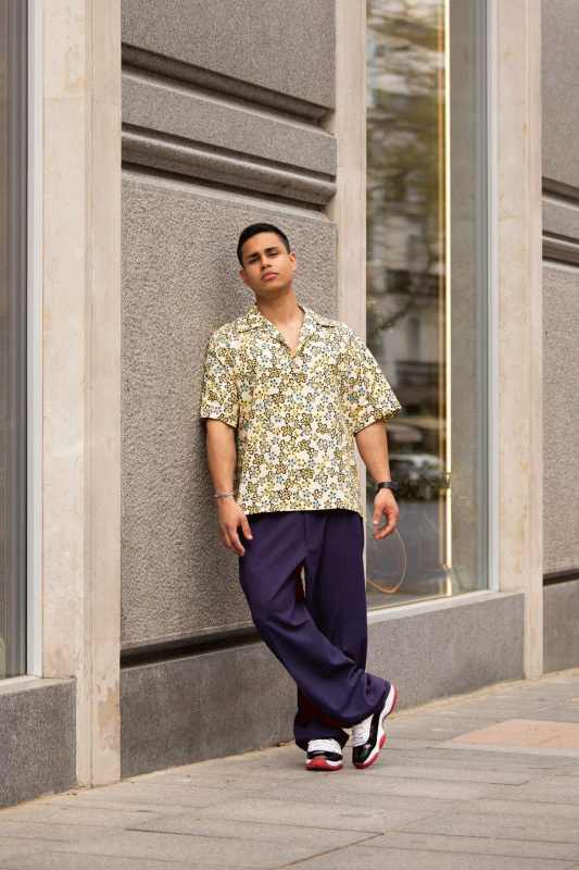 uniqlo u wide fit pleated tapered pants