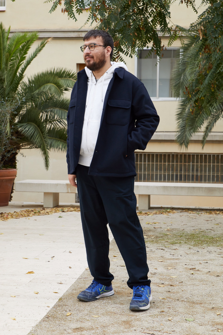 Check styling ideas for「3D Knit Souffle Yarn Long-Sleeve Sweater