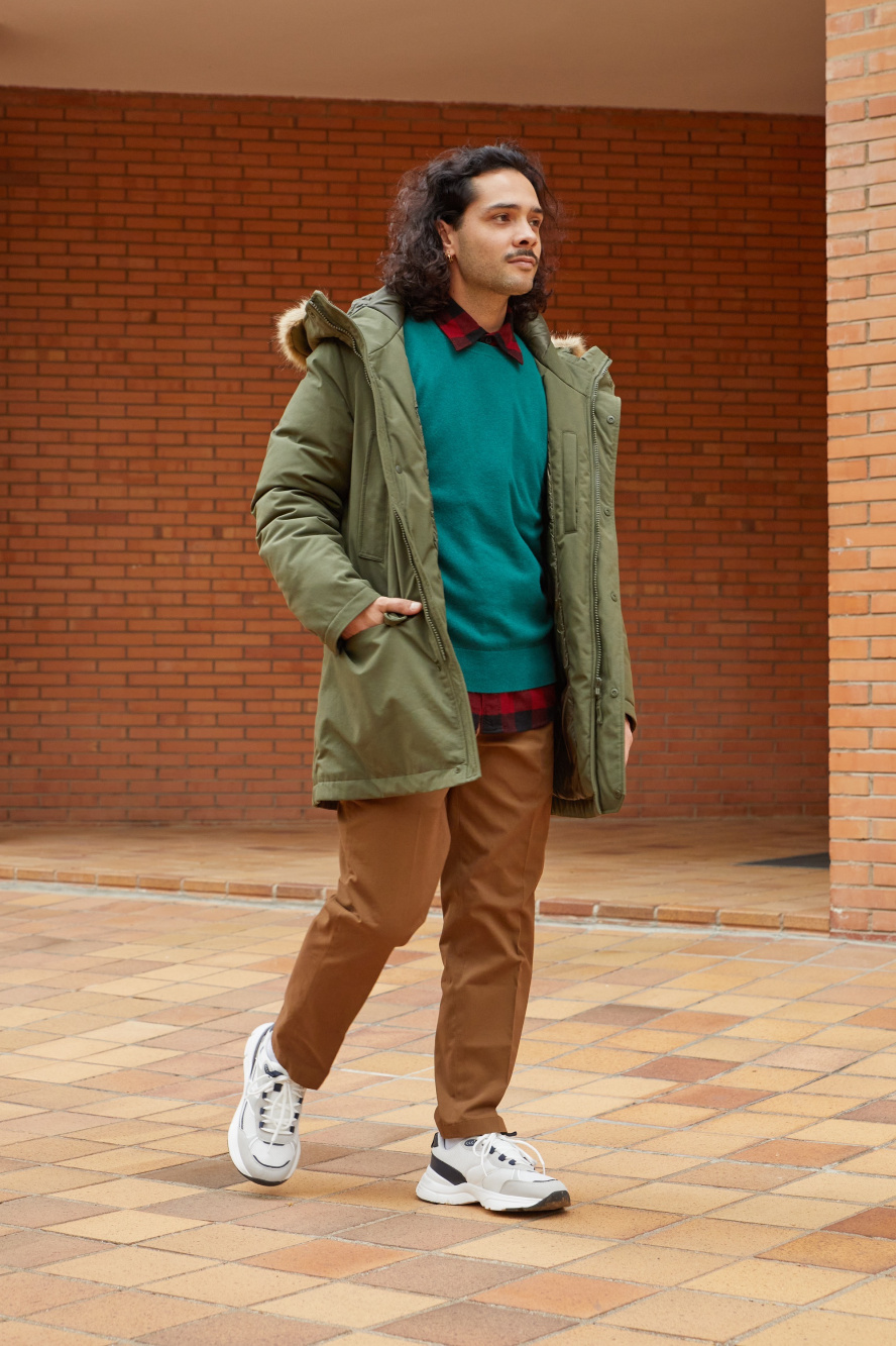 Check styling ideas for「Comfort Jacket、Cashmere Crew Neck Long