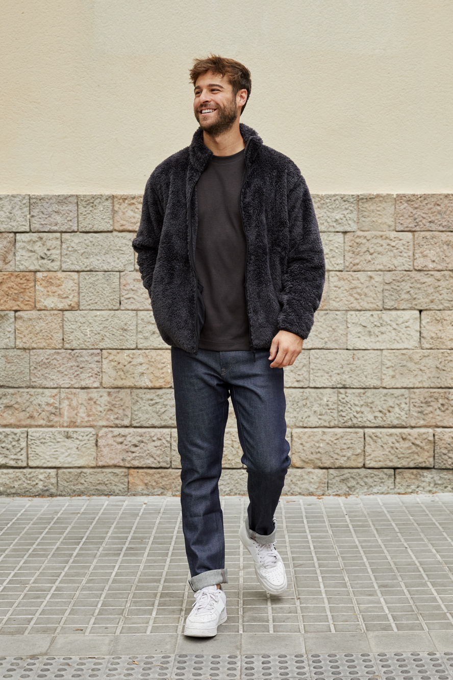 Check styling ideas for「STRETCH FLEECE HALF-ZIP T-SHIRT、AIRISM