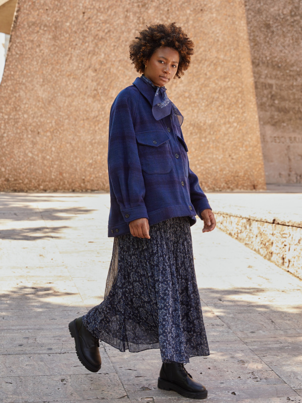 Uniqlo Canada - These Chiffon Pleated Skirt Pants are a MUST-HAVE for your  spring wardrobe. Featuring an easy waist design, these pants are so comfy  you won't want to change out of