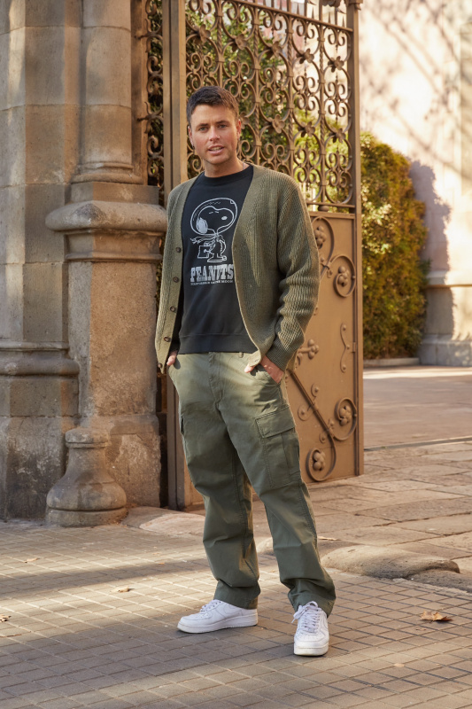 How To Wear Cargo Pants And Look Stylish: A Man's Guide
