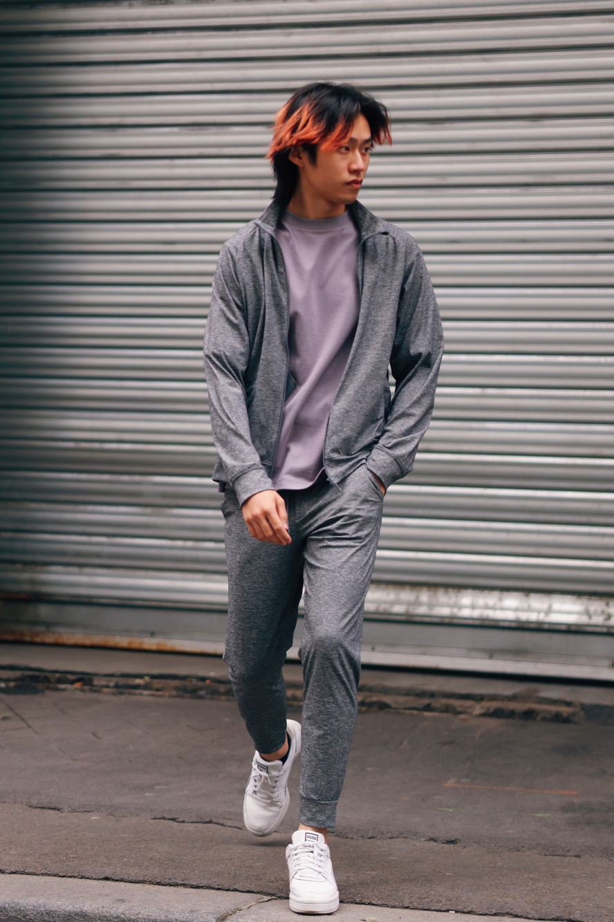 oversized crew neck outfit