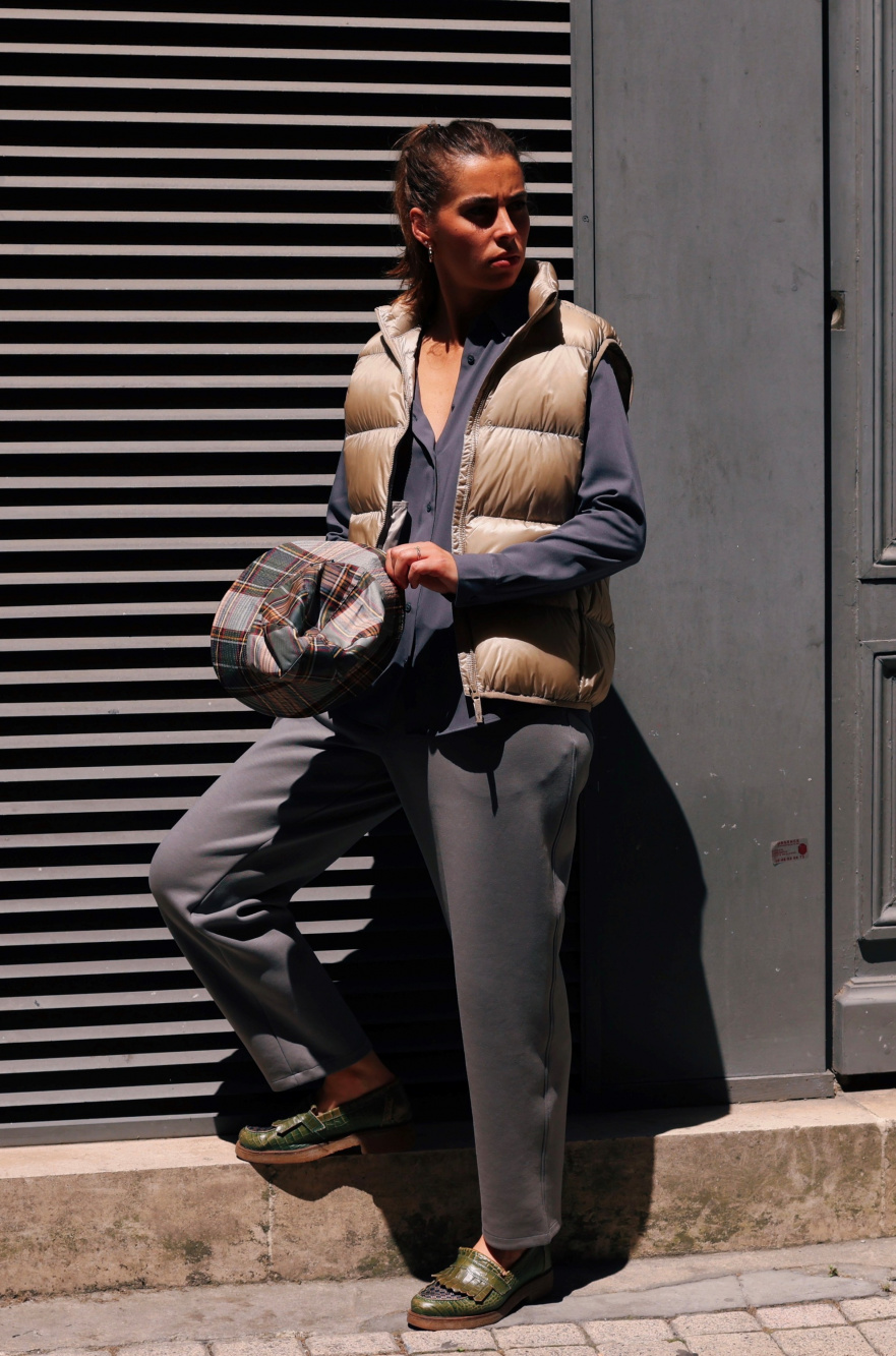 Check styling ideas for「Dry Sweat Tucked Tapered Pants、Soft