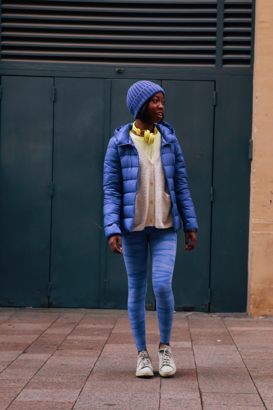 Uniqlo blue puffer store jacket