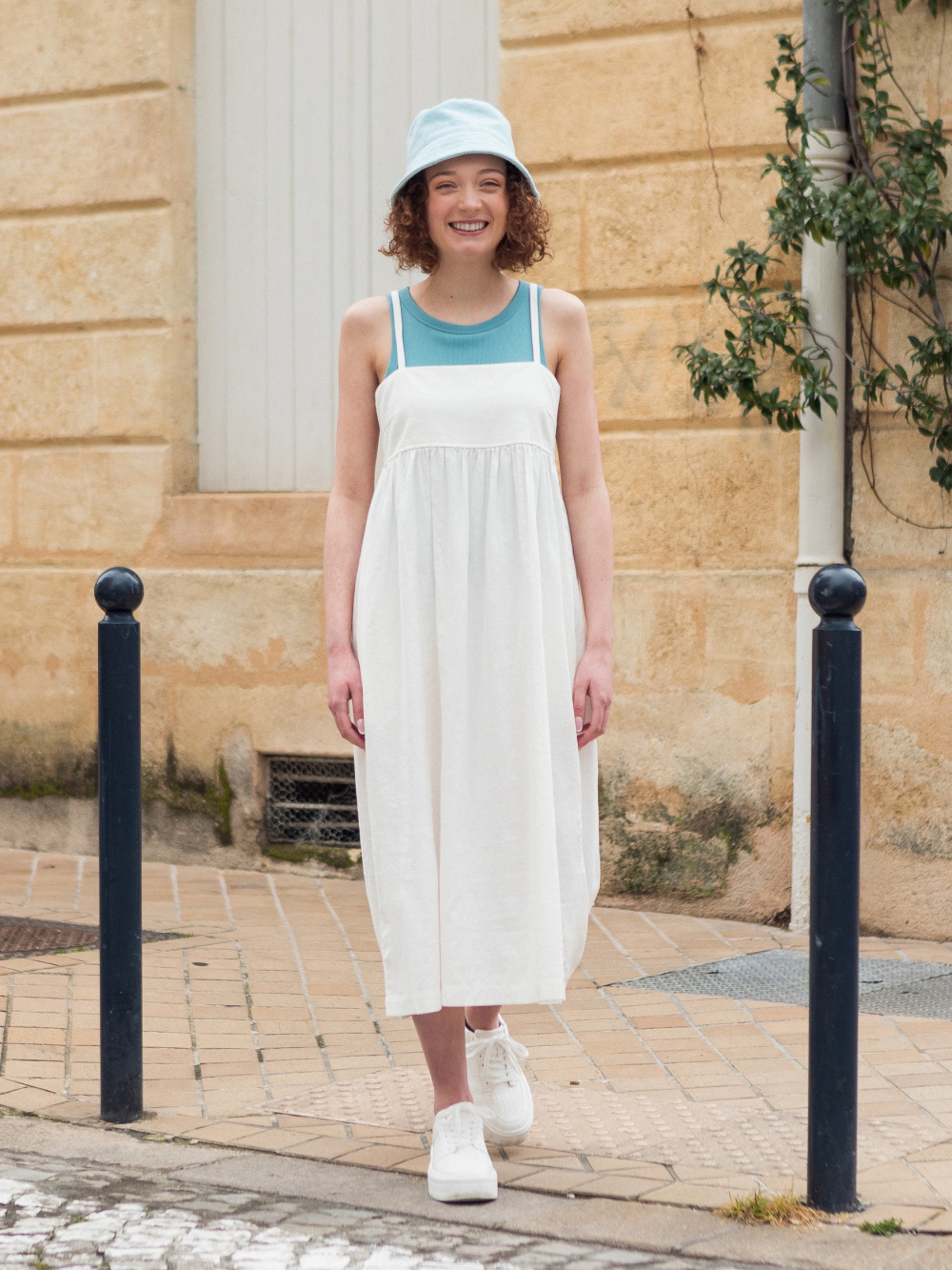 Check styling ideas for「Linen-Blend Gathered Camisole Dress、Mesh