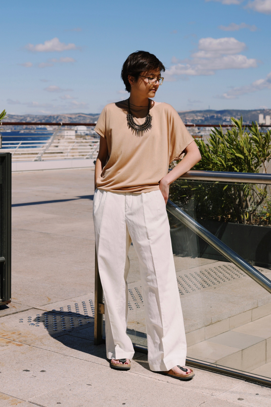 Check styling ideas for「LINEN BLEND PLEATED WIDE PANTS」