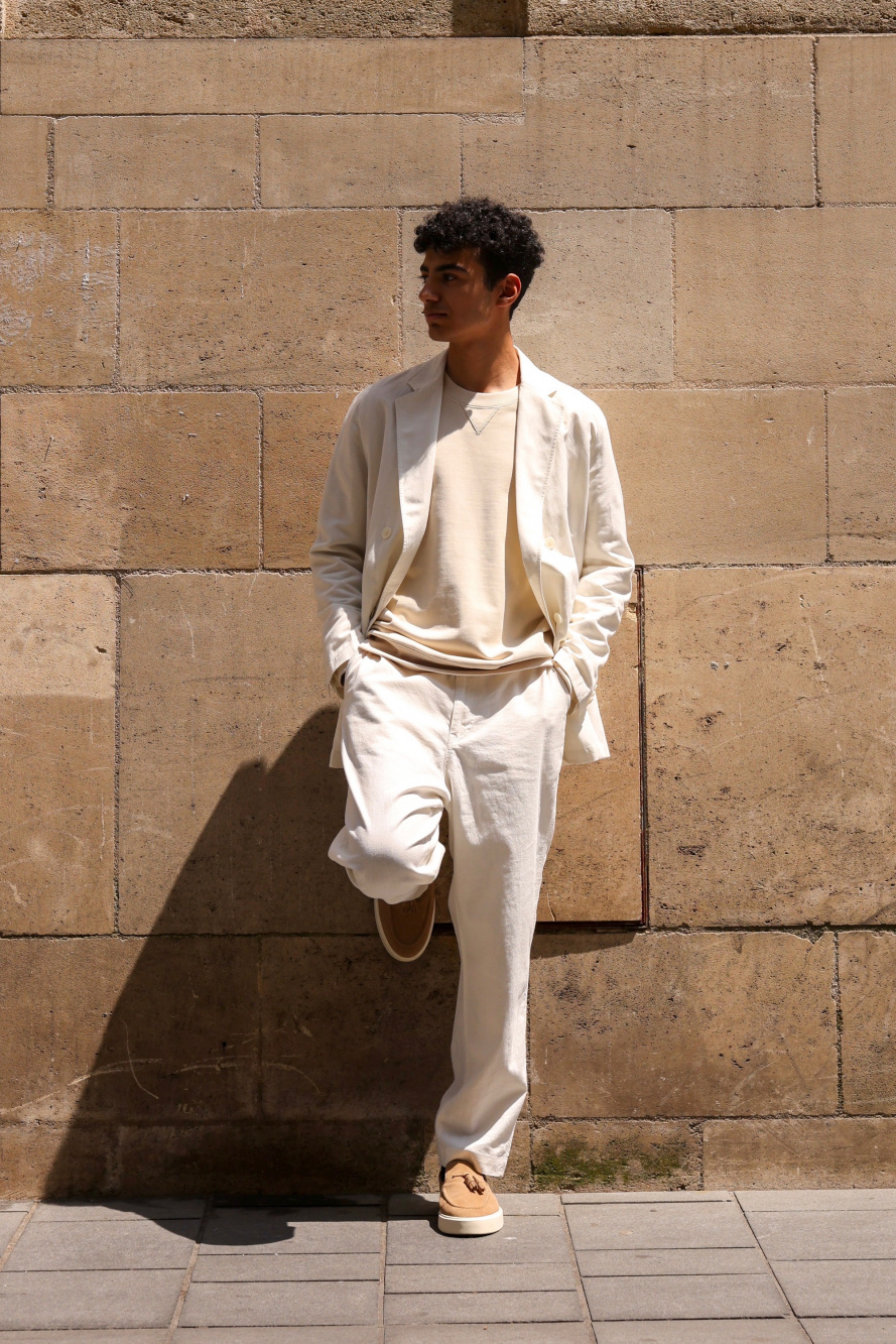 White sweatshirt hotsell outfit mens