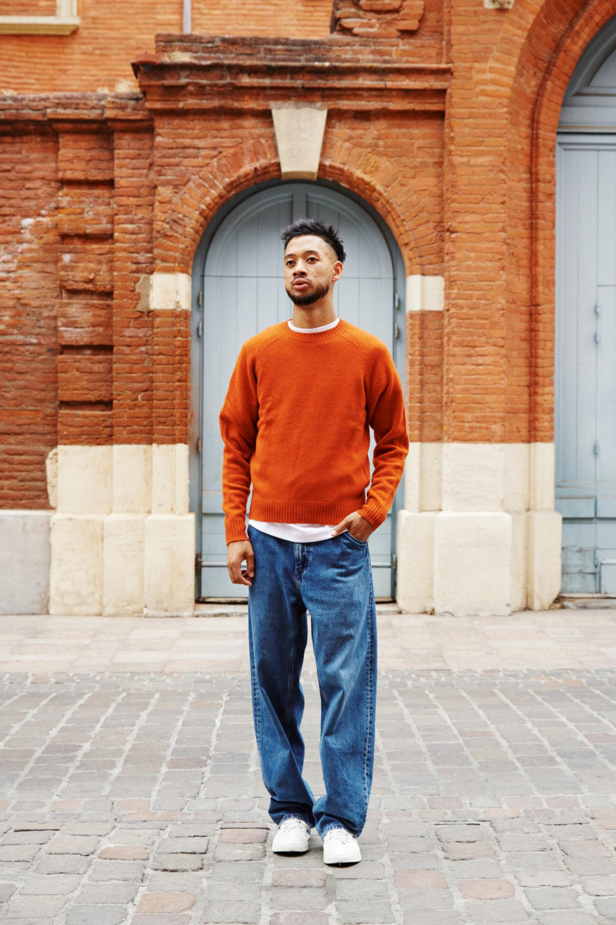 Orange sweater 2025 mens outfit