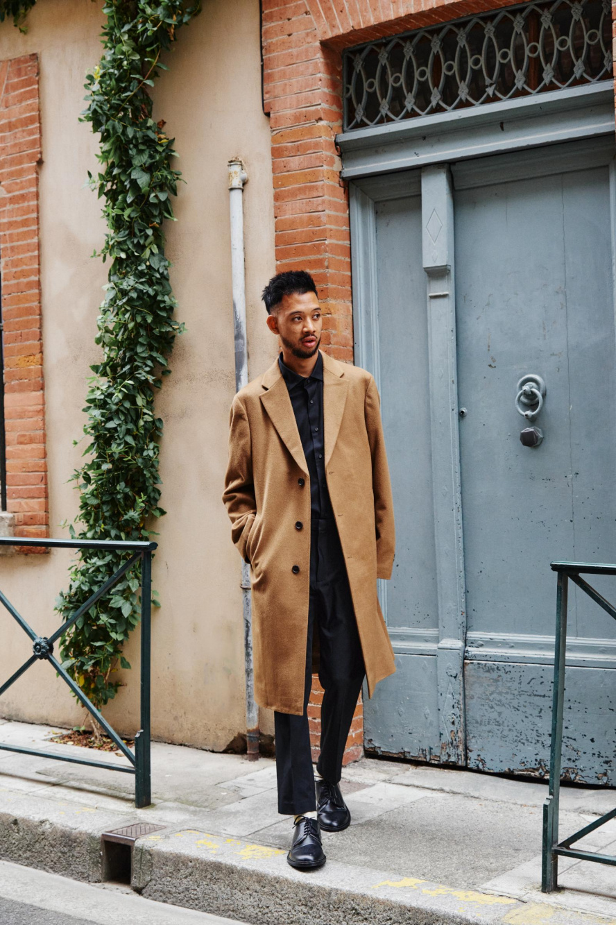 Uniqlo chesterfield sales coat reddit