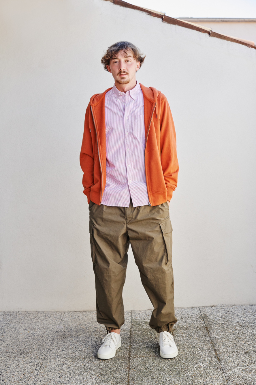 Check styling ideas for「U Wide Fit Parachute Trousers」