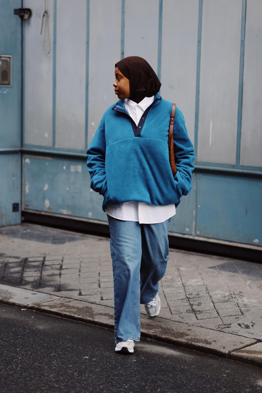 Check styling ideas for「Fleece Button Up Long-Sleeve Pullover、HEATTECH  Pile-Lined Sweatpants」